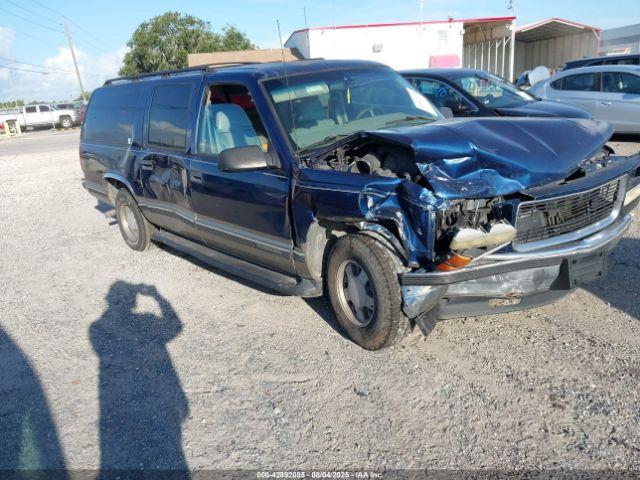  Salvage GMC Suburban 1500