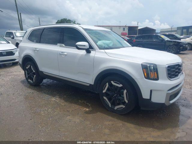  Salvage Kia Telluride