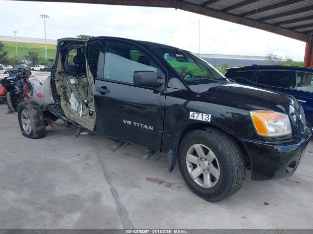  Salvage Nissan Titan
