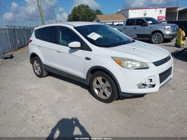  Salvage Ford Escape