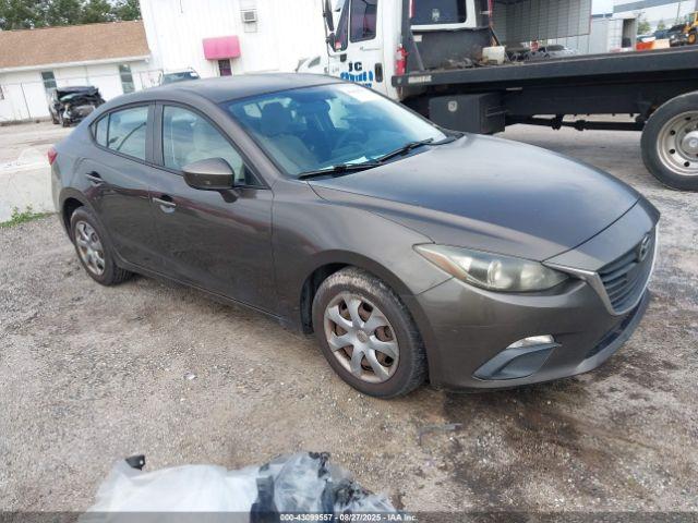  Salvage Mazda Mazda3