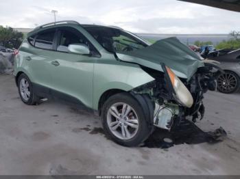  Salvage Hyundai TUCSON