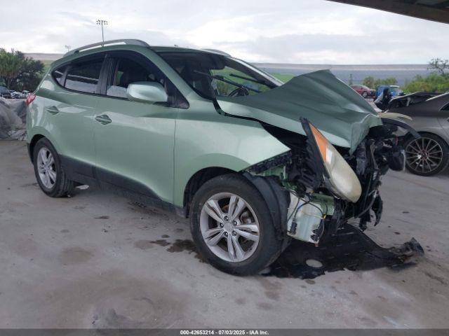  Salvage Hyundai TUCSON