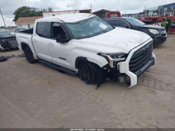  Salvage Toyota Tundra