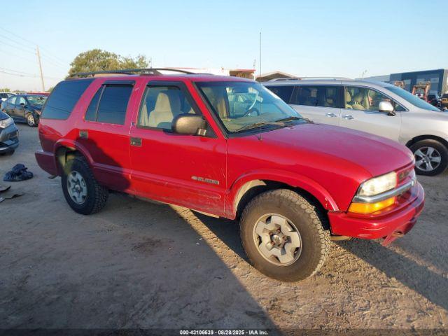  Salvage Chevrolet Blazer