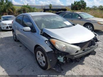  Salvage Kia Forte