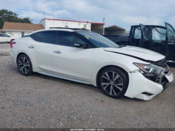  Salvage Nissan Maxima