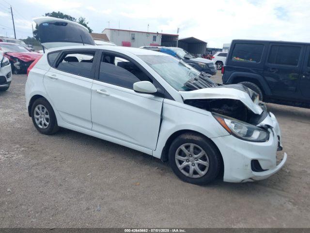  Salvage Hyundai ACCENT