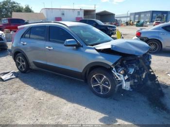  Salvage Kia Niro