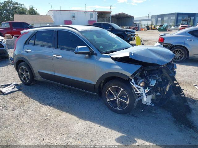  Salvage Kia Niro