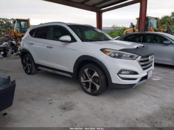  Salvage Hyundai TUCSON