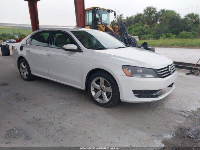  Salvage Volkswagen Passat