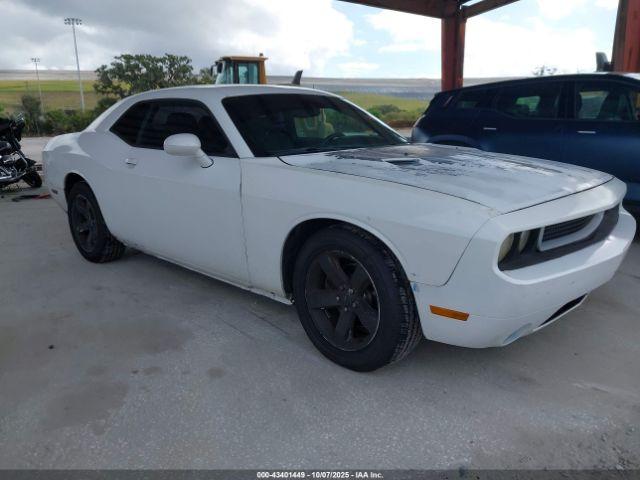  Salvage Dodge Challenger