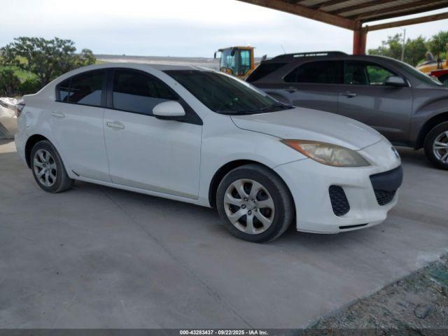  Salvage Mazda Mazda3