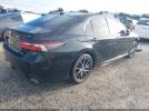 Toyota Camry Se Image 3