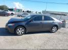 Toyota Camry Le Image 12