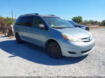  Salvage Toyota Sienna
