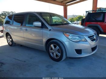  Salvage Volkswagen Routan