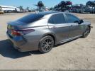 Toyota Camry Se Image 5