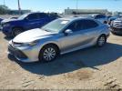 Toyota Camry Le Image 16