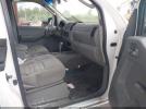 Nissan Frontier Xe Image 9