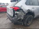 Toyota RAV4 Le Image 7