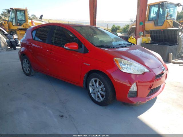  Salvage Toyota Prius c