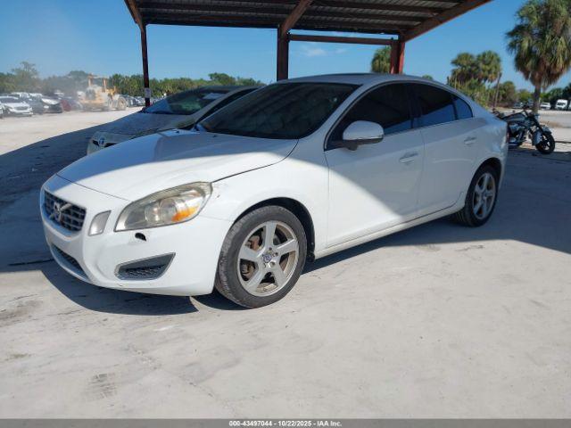 Volvo S60 T5 Image 4