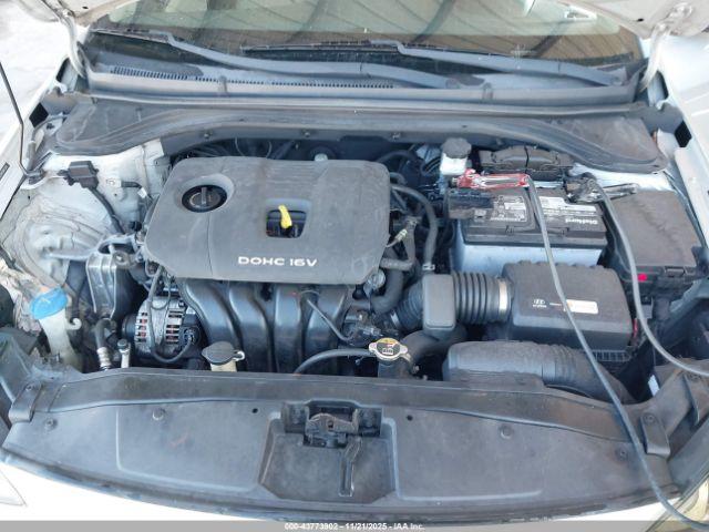 Hyundai ELANTRA Se Image 11