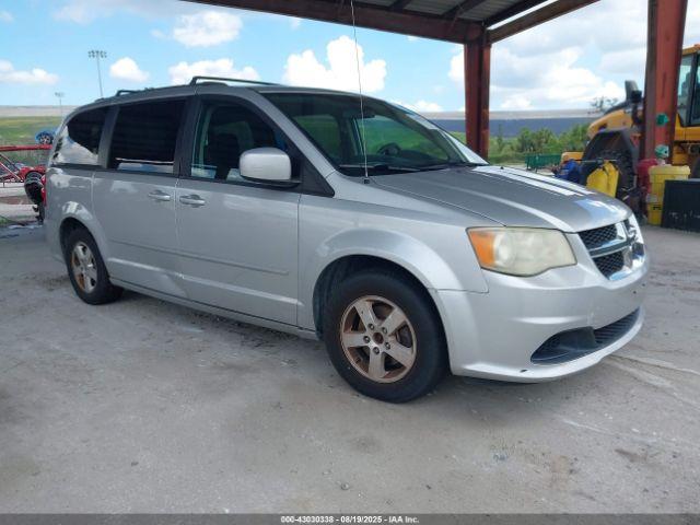  Salvage Dodge Grand Caravan