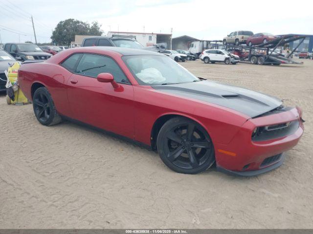 Salvage Dodge Challenger