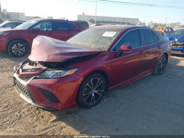 Toyota Camry Se Image 3