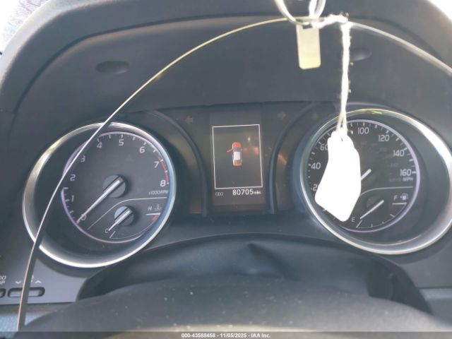 Toyota Camry Se Image 6