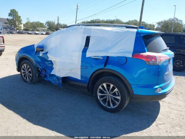 Toyota RAV4 Limited Image 4