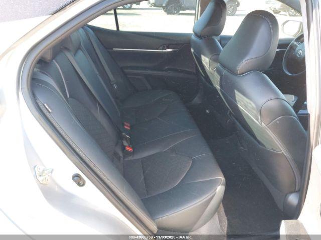 Toyota Camry Xse Image 7