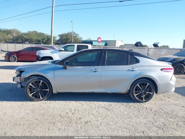 Toyota Camry Xse Image 15