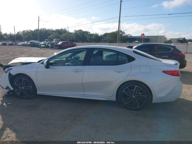 Toyota Camry Xse Image 11