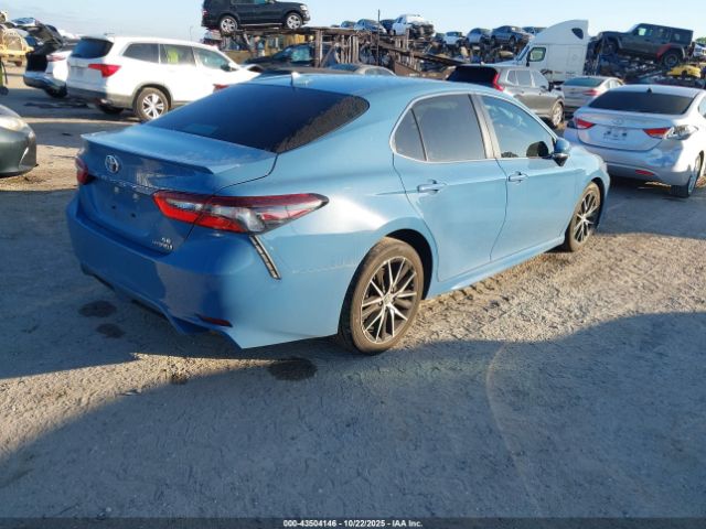 Toyota Camry Se Image 5