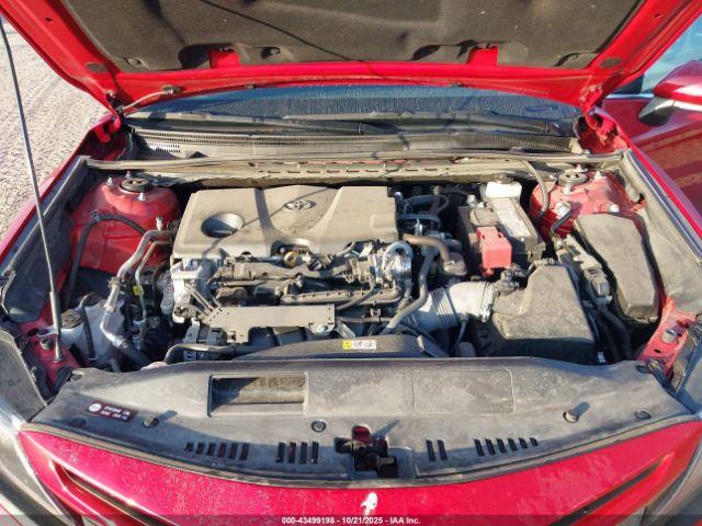 Toyota Camry Se Image 17