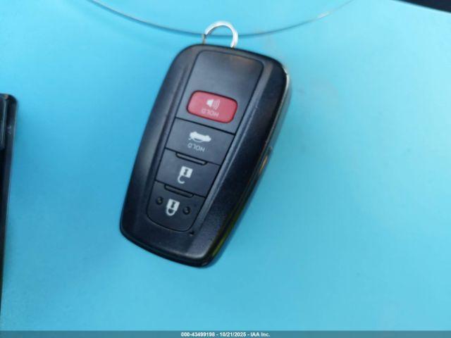 Toyota Camry Se Image 3