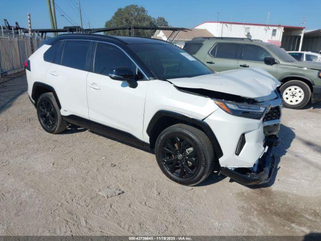  Salvage Toyota RAV4