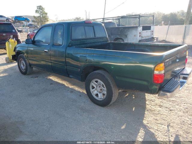 Toyota Tacoma Image 17