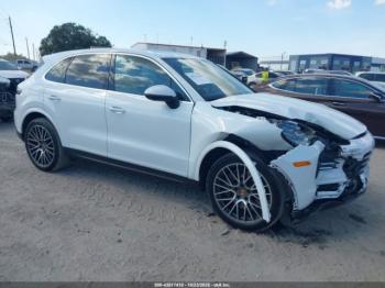  Salvage Porsche Cayenne