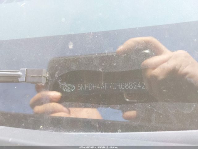 Hyundai ELANTRA Gls Image 3