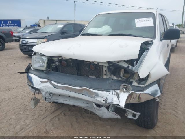 Toyota 4Runner Image 12