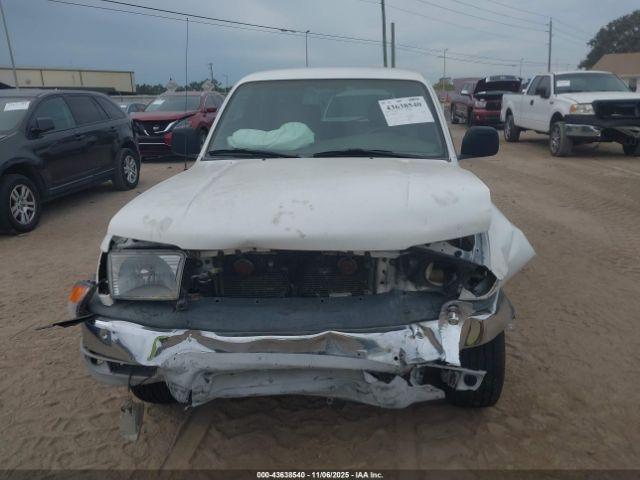 Toyota 4Runner Image 15