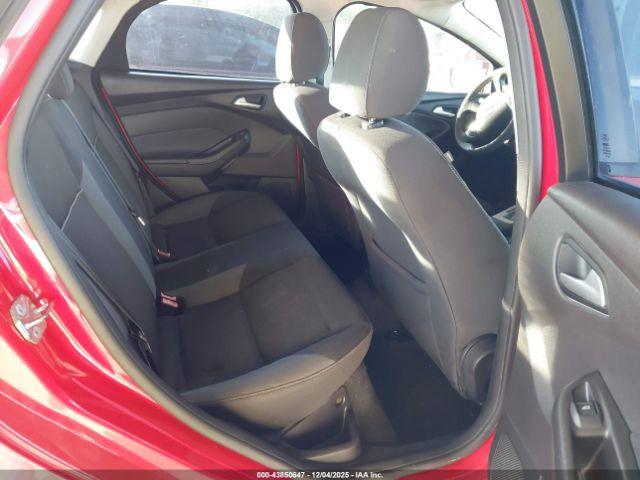 Ford Focus Se Image 12