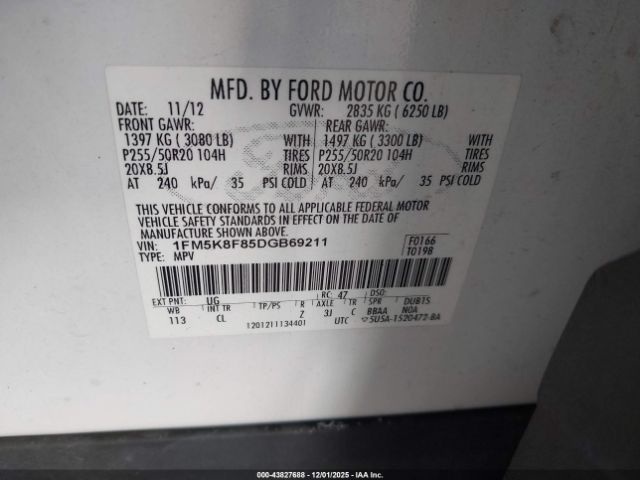 Ford Explorer Limited Image 11