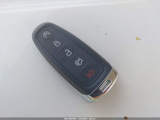 Ford Explorer Limited Image 12