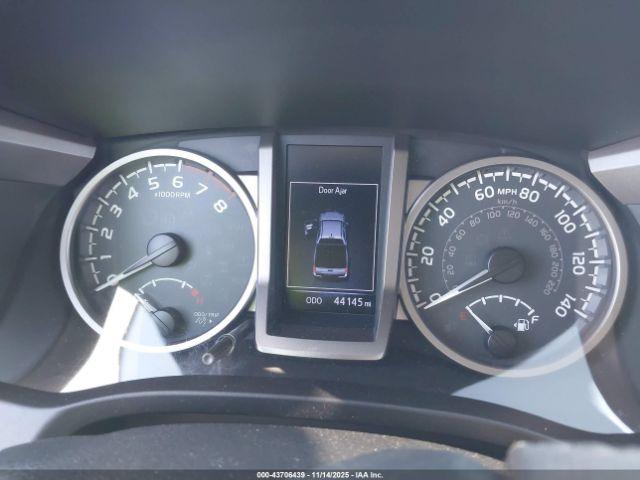 Toyota Tacoma Sr5 V6 Image 8